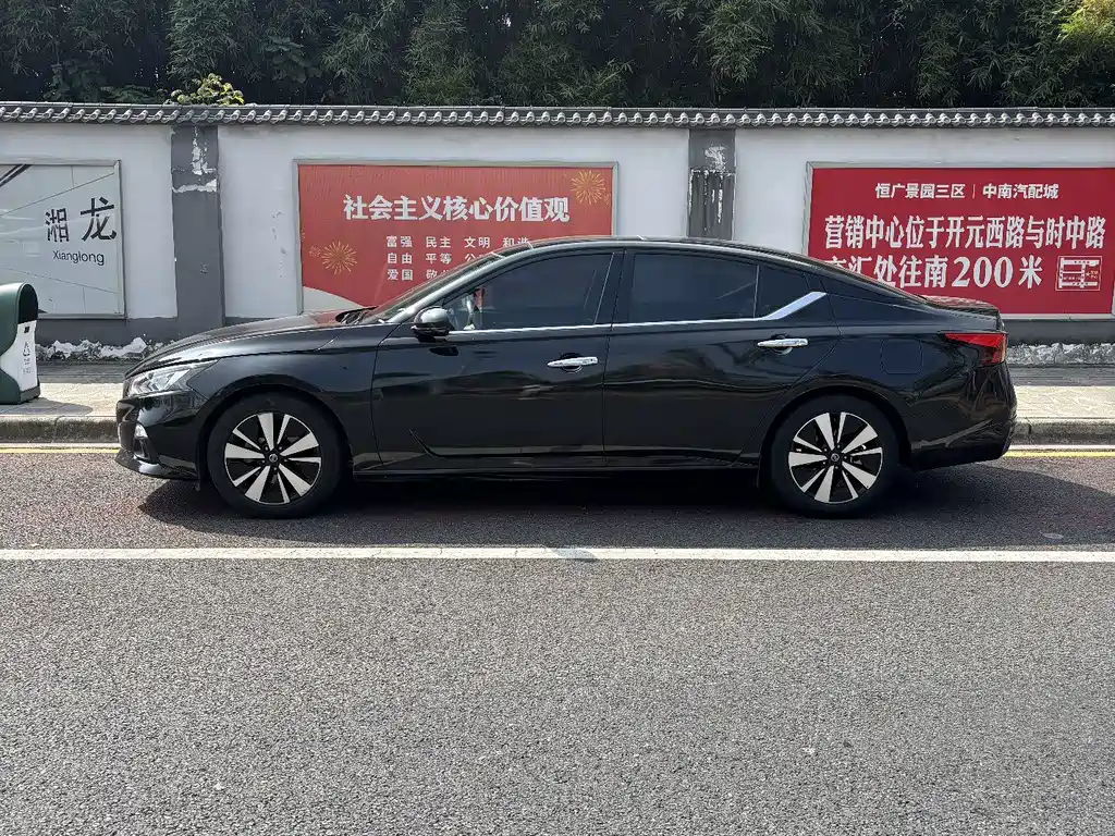 Nissan Teana — миниатюра 4