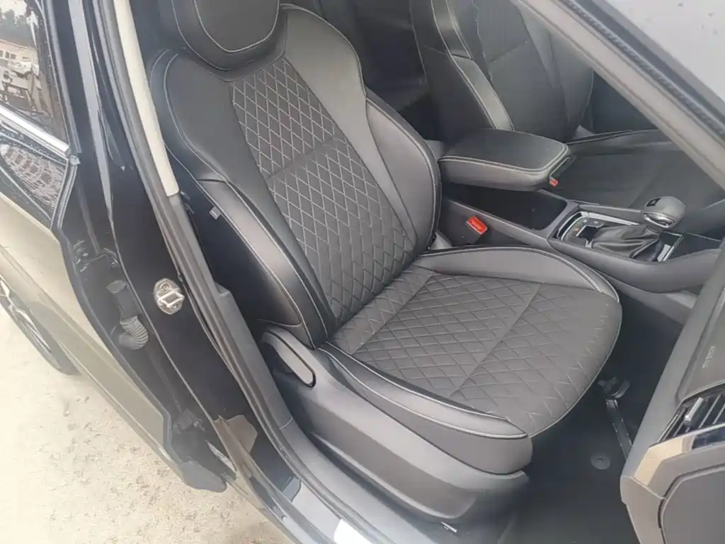 Skoda Karoq — миниатюра 25