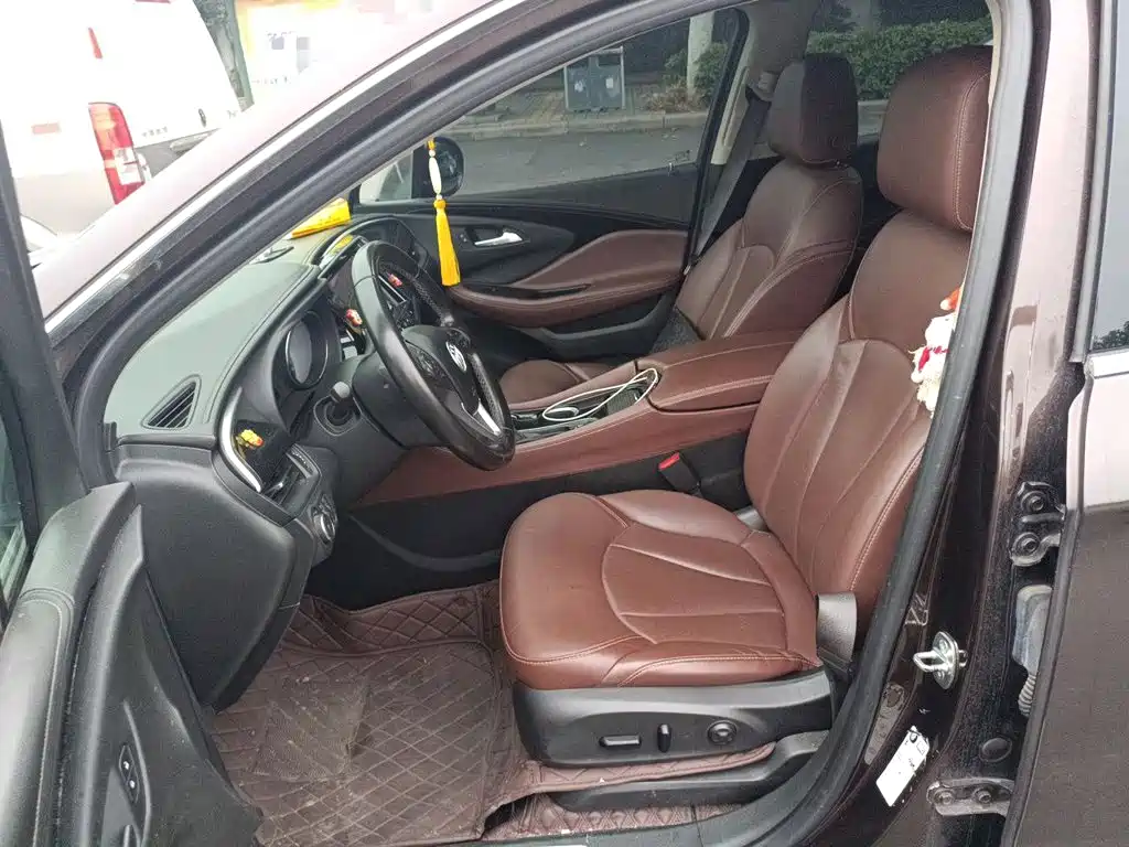 Buick Envision Plus — миниатюра 11