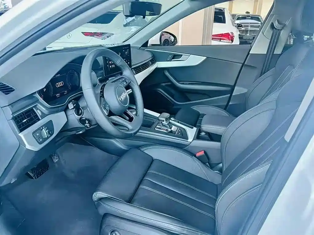 Audi A4L 2020 40 TFSI Fashion