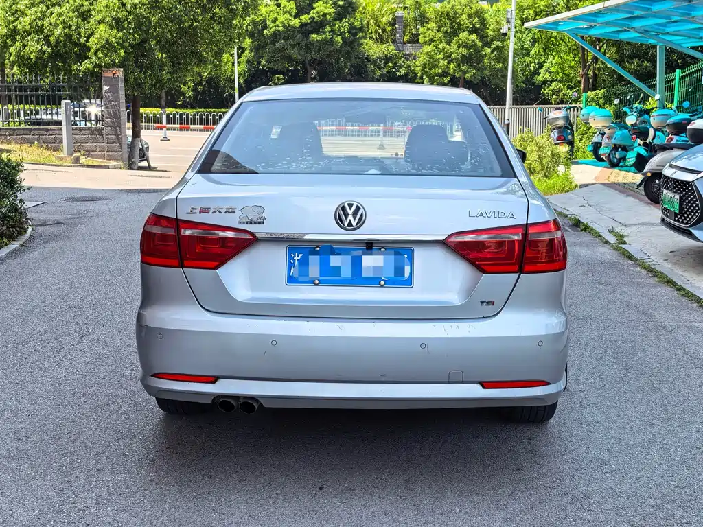 Volkswagen Lavida 2013 1.4TSI DSG Comfort