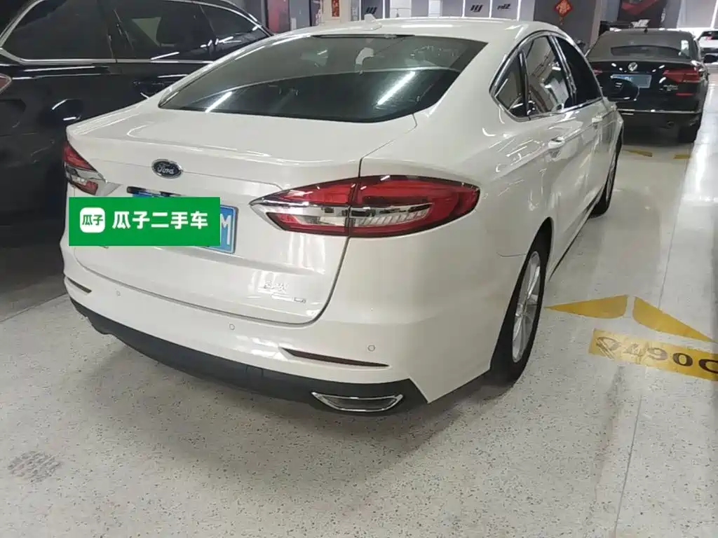 Ford Mondeo — миниатюра 7
