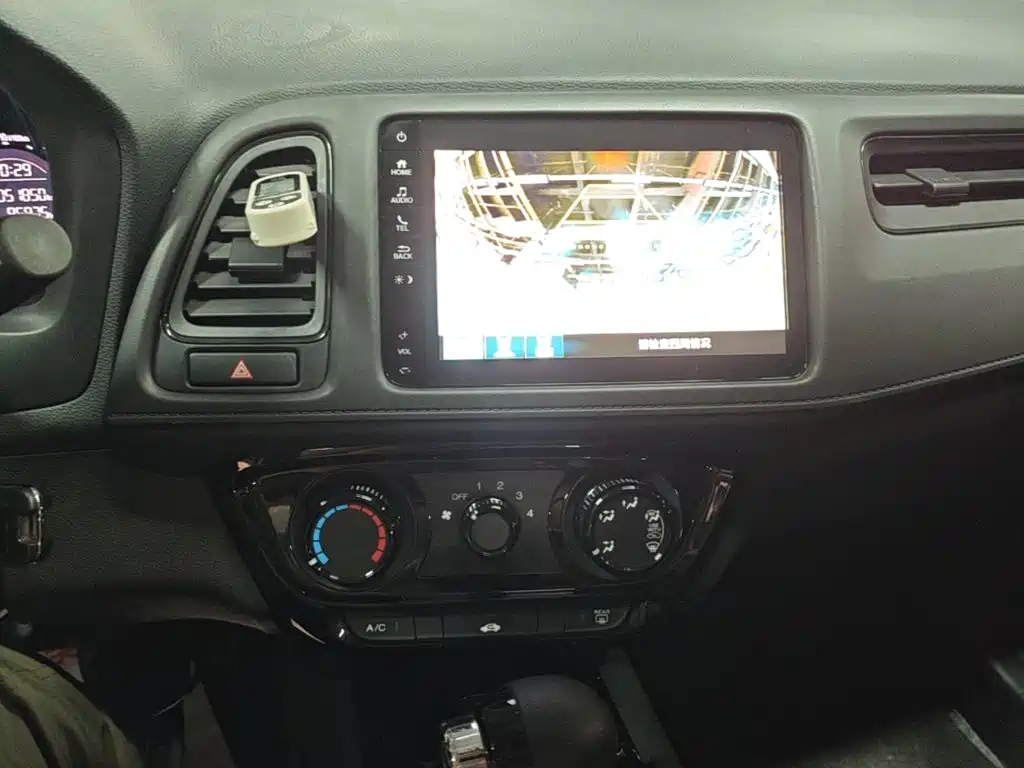 Honda Vezel — миниатюра 13