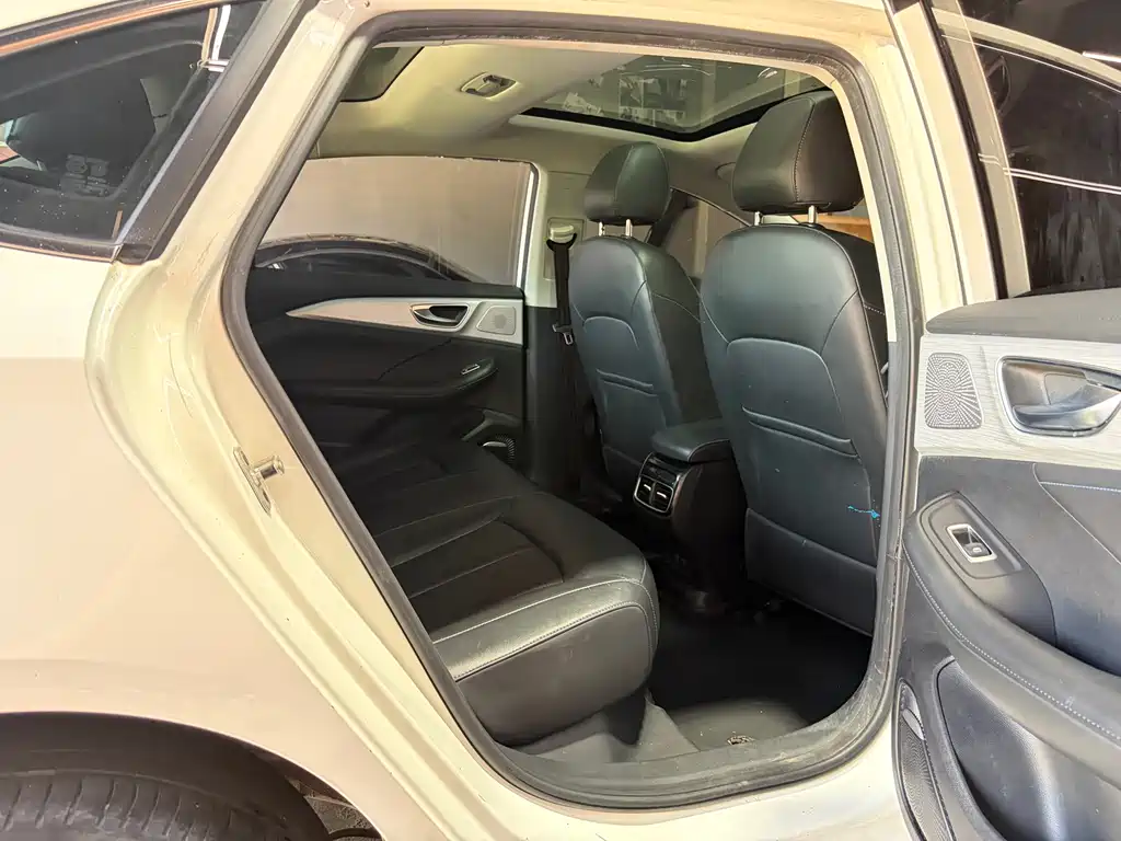 Roewe Feifan ER6 — миниатюра 8
