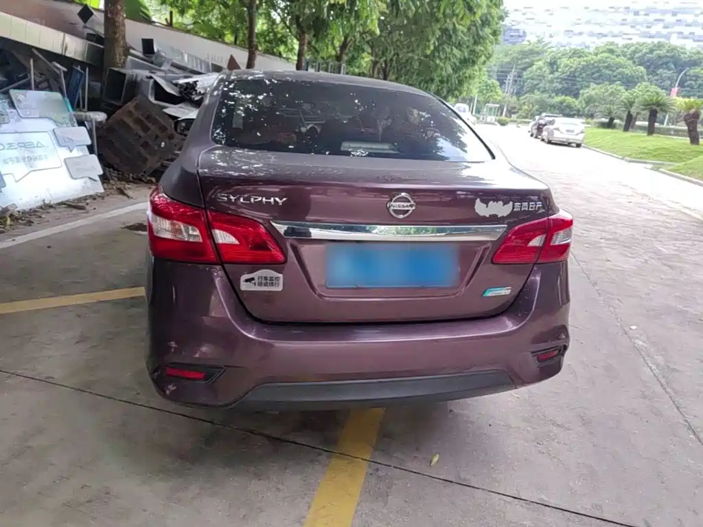 Nissan Sylphy — миниатюра 6