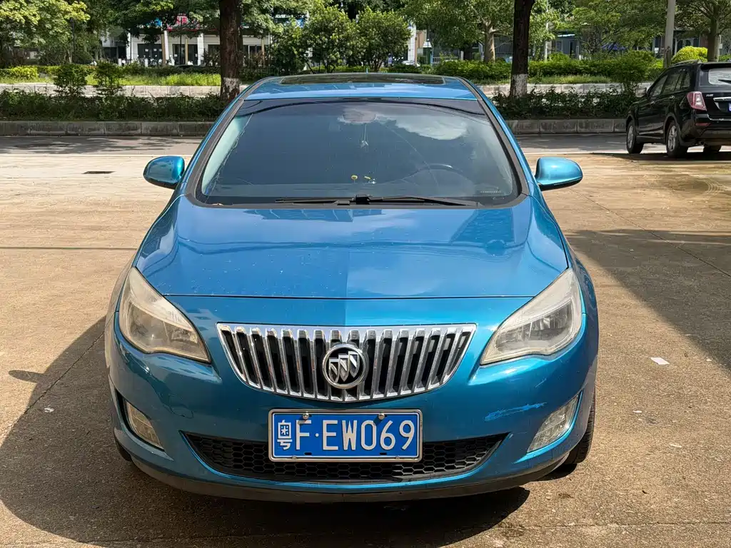Buick Excelle — миниатюра 5