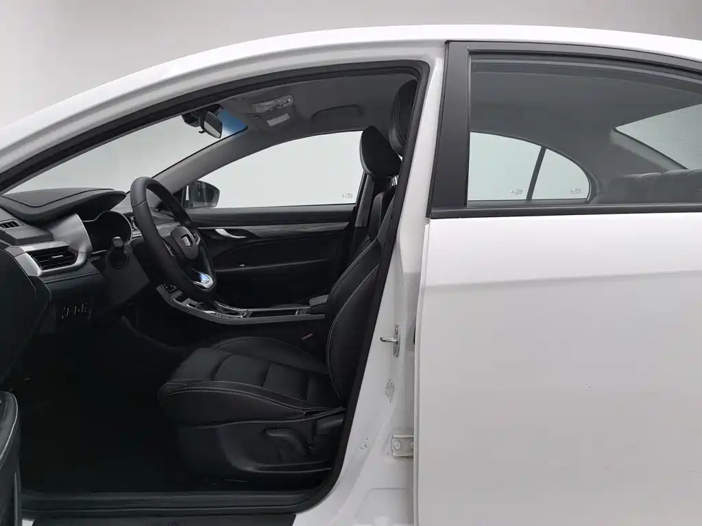 Geely Emgrand — миниатюра 10