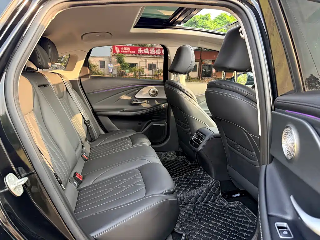 Chery Arrizo 8 — миниатюра 11