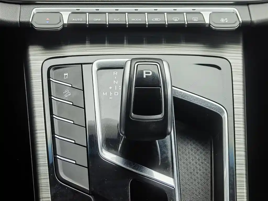 GEELY AUTOMOBILE BOYUE