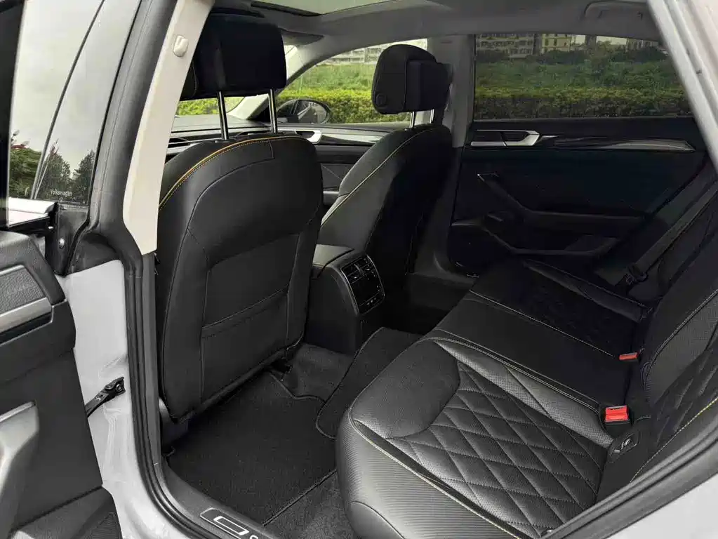 Volkswagen CC — миниатюра 11