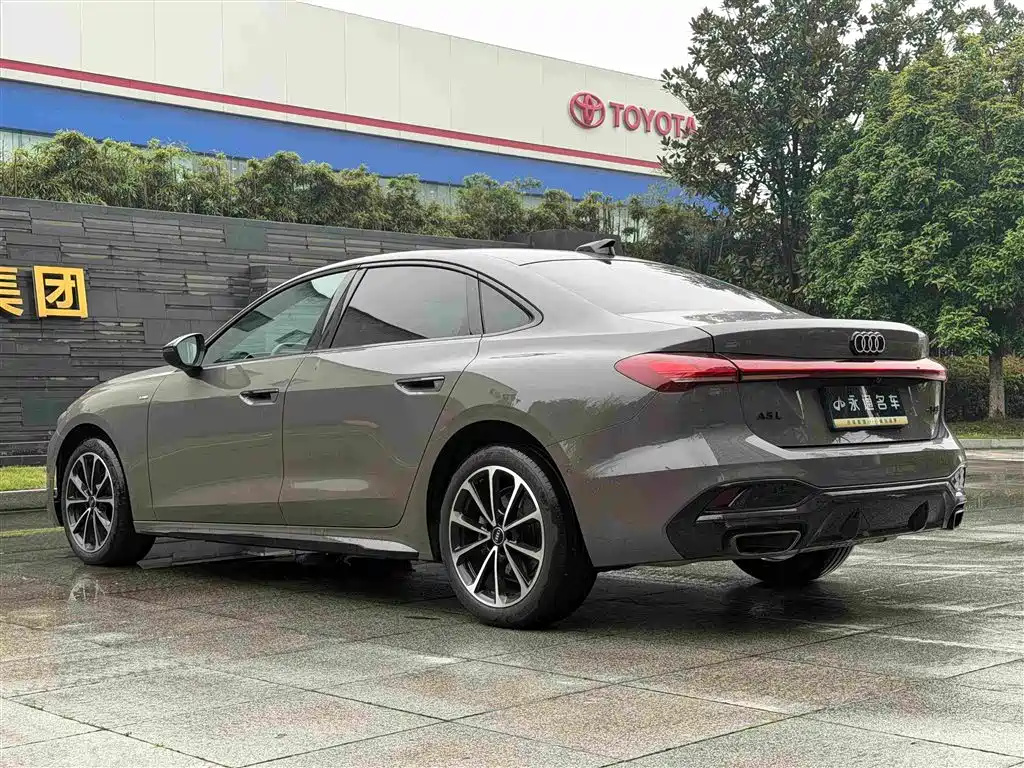 Audi A5L — миниатюра 5