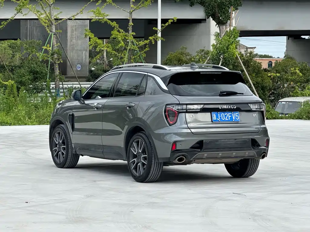 Lynk & Co 01 — миниатюра 3