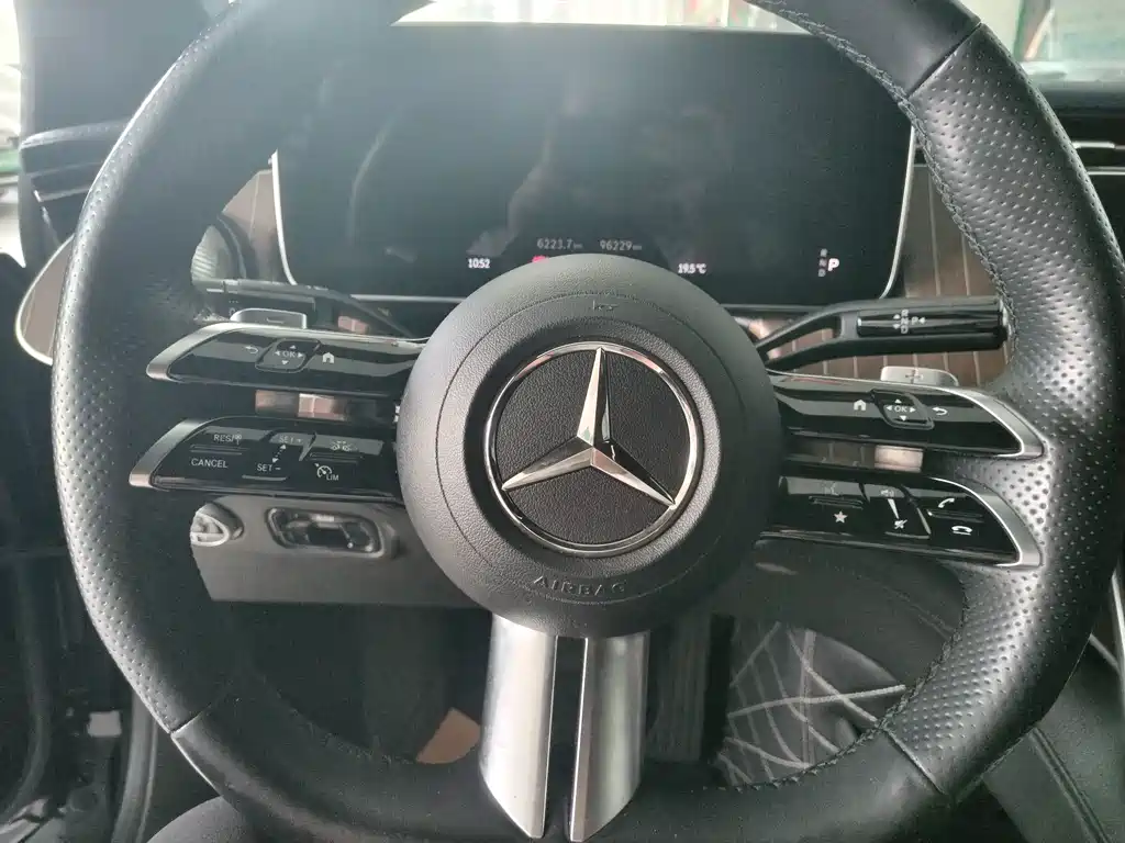 Mercedes-Benz EQE — миниатюра 7