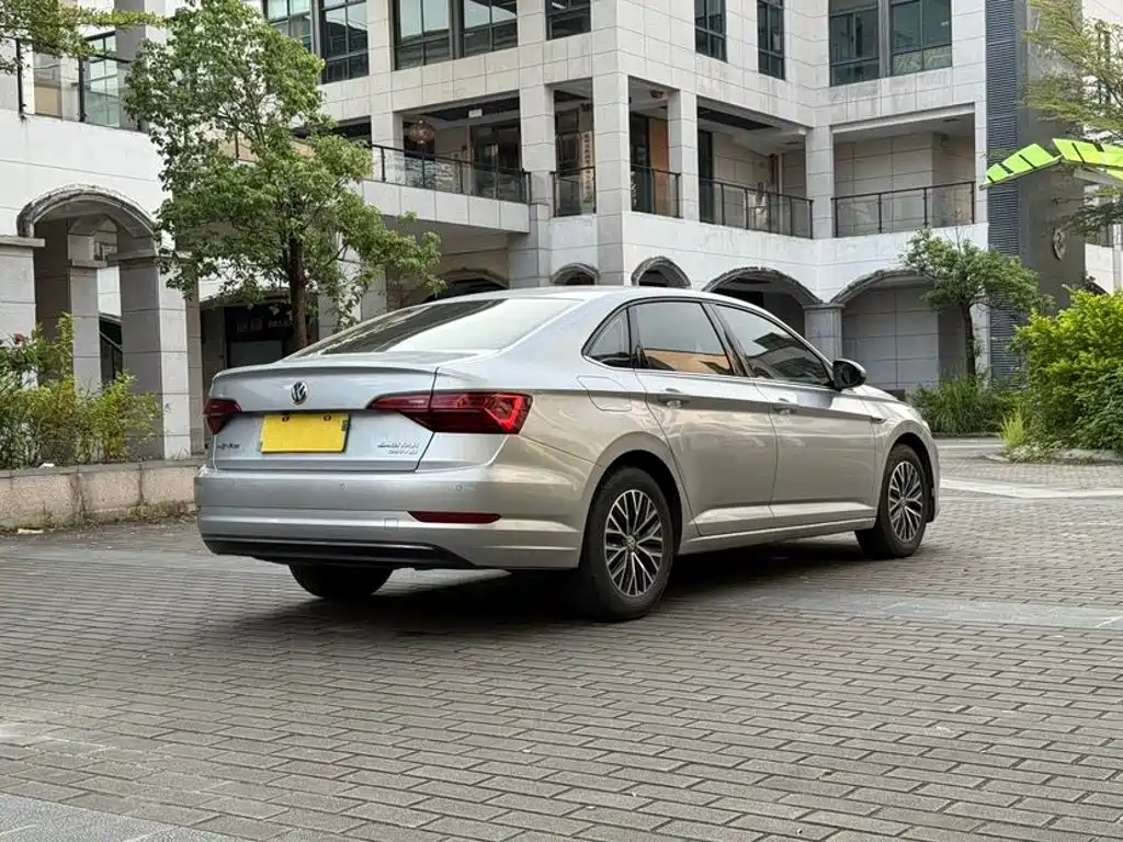 Volkswagen Sagitar — миниатюра 9