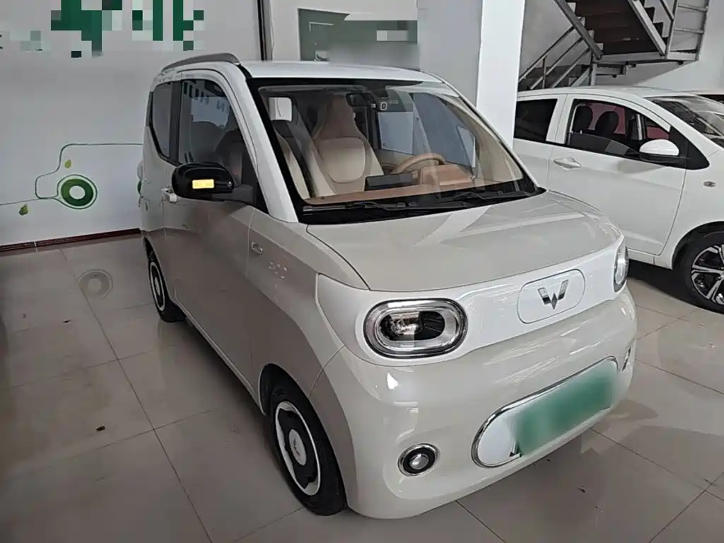 Wuling MINIEV — миниатюра 4