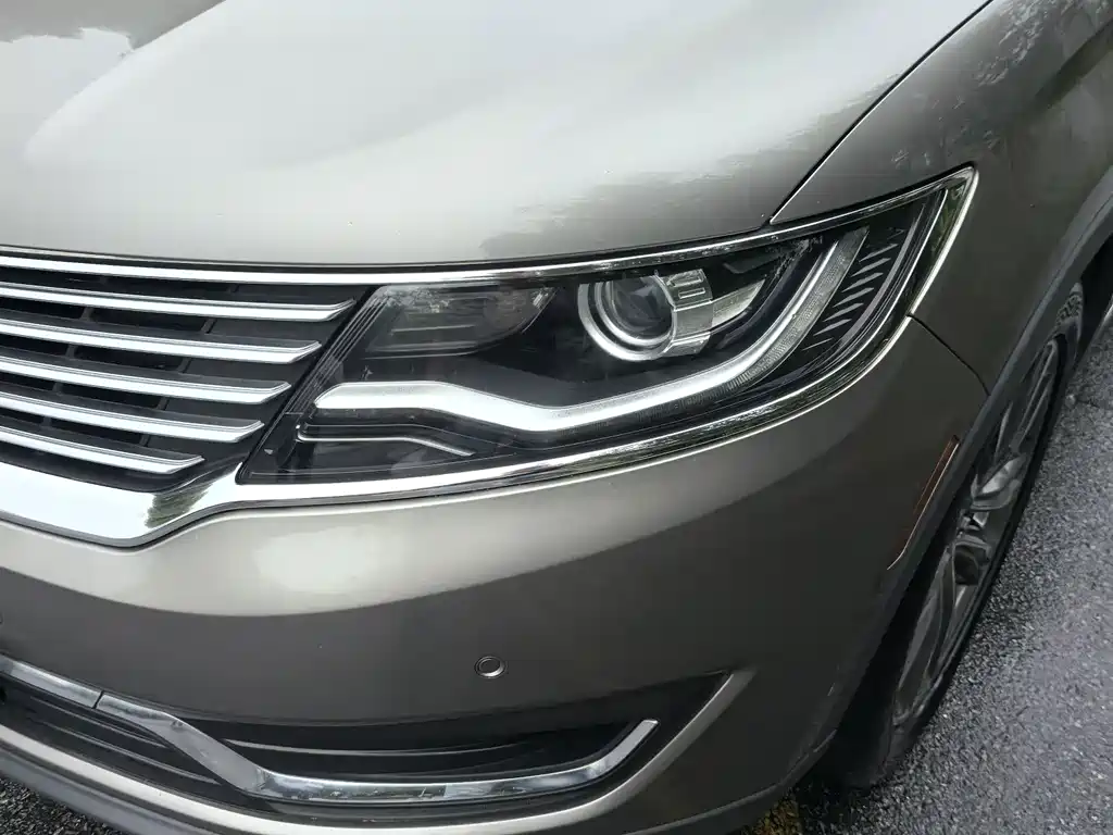 Lincoln MKX — миниатюра 4