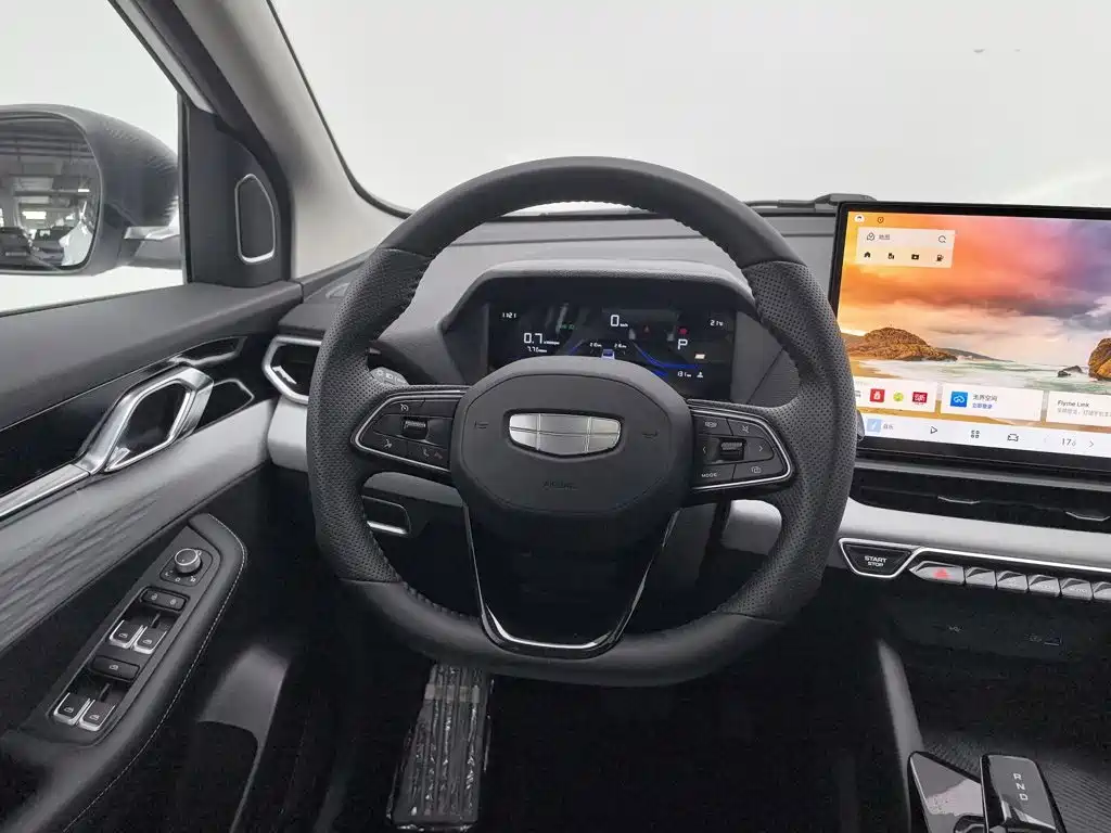 Geely Binyue — миниатюра 11