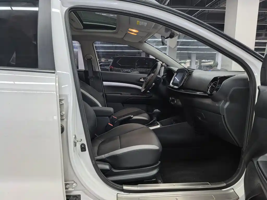 Kia KX1 — миниатюра 12