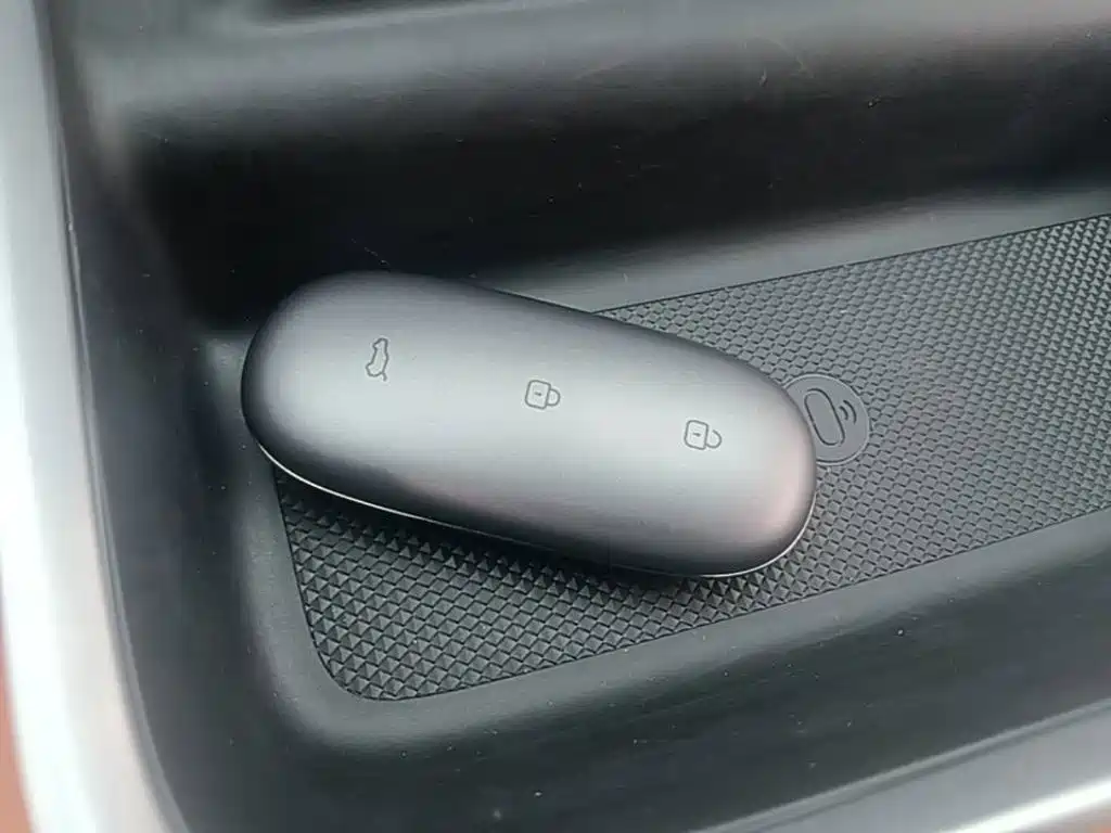 Li Auto Li L6 — миниатюра 9