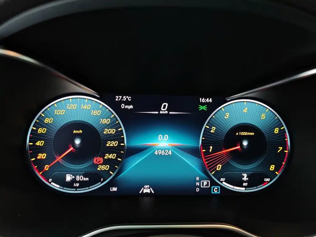 Mercedes-Benz GLC — миниатюра 8