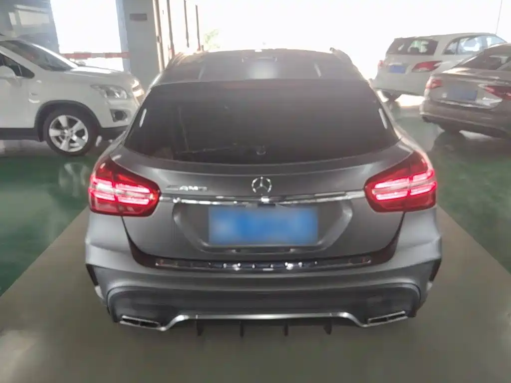 Mercedes-Benz GLA AMG — миниатюра 6