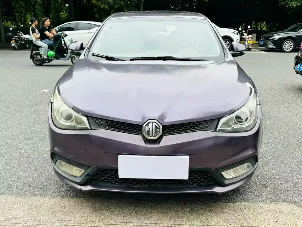 MG 5 2012 1.5L AT Elite