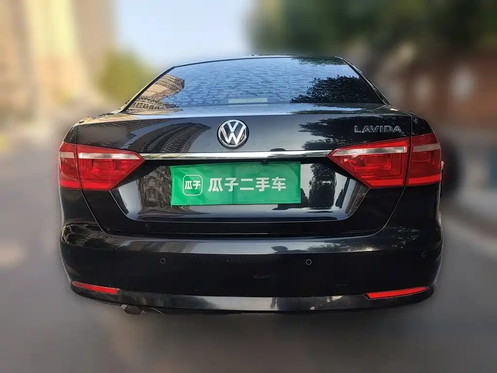 Volkswagen Lavida — миниатюра 3