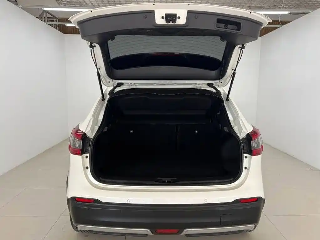 Nissan Qashqai — миниатюра 8