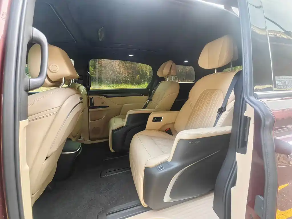 Buick GL8 2022 ES 653T Luxury