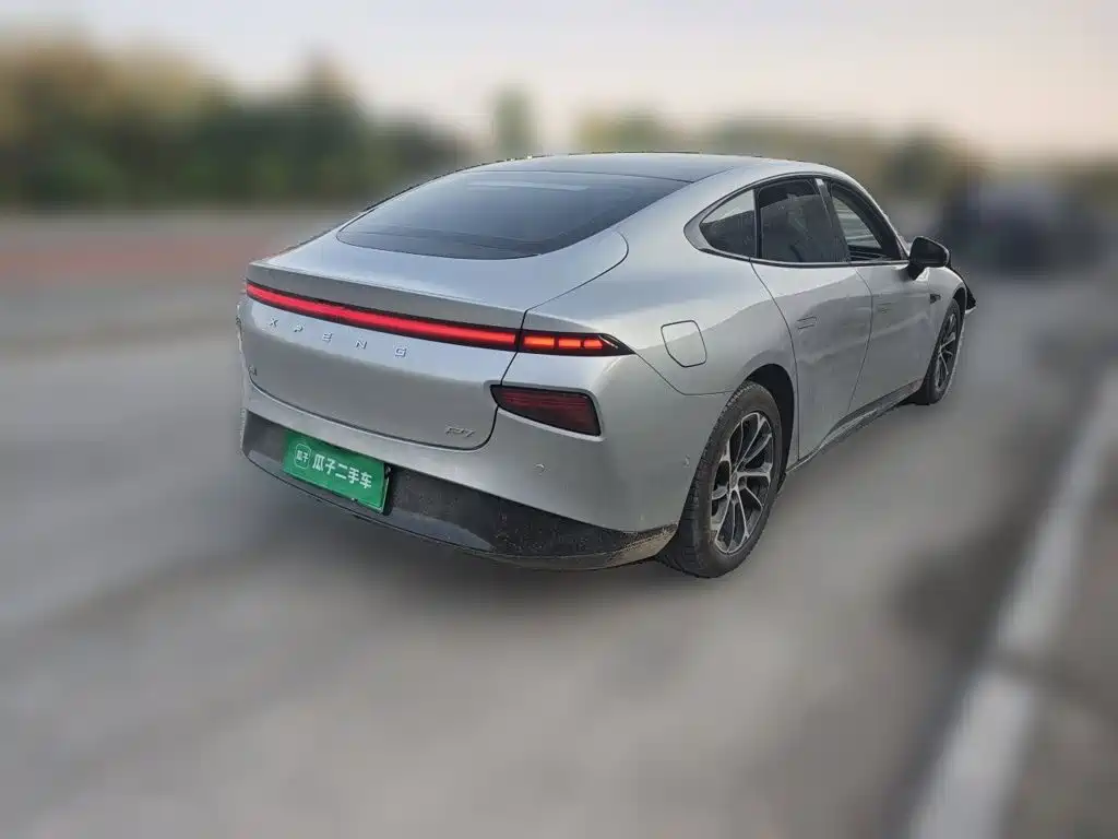 XPeng P7 — миниатюра 4