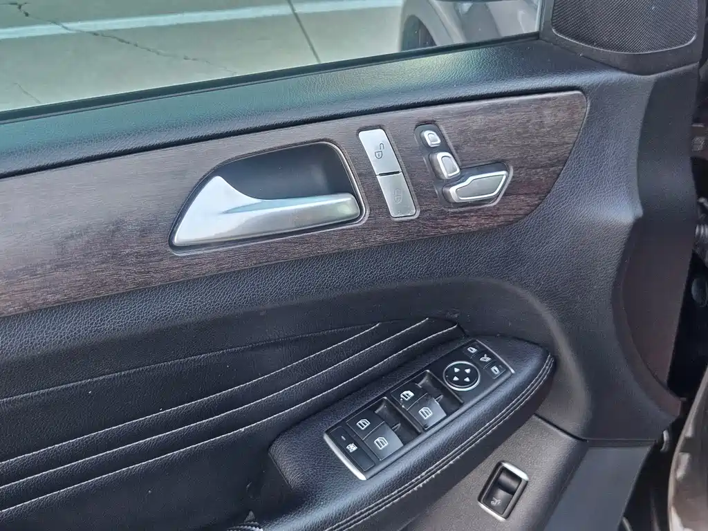 Mercedes-Benz GLE Coupe — миниатюра 7