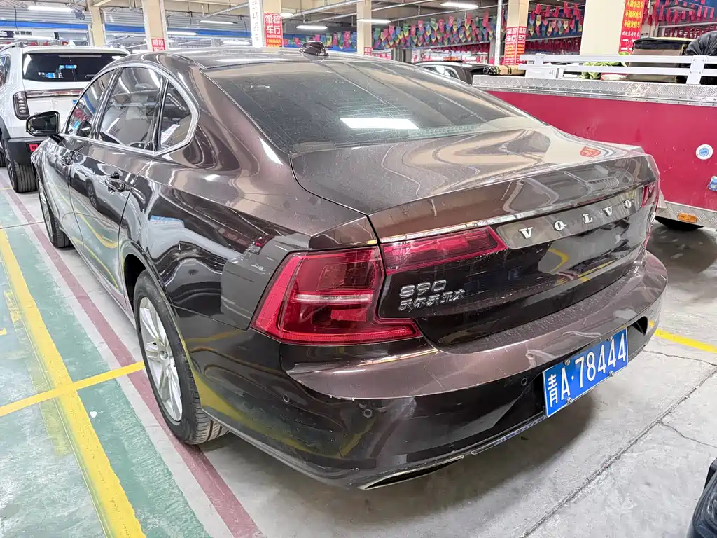 Volvo S90 — миниатюра 16