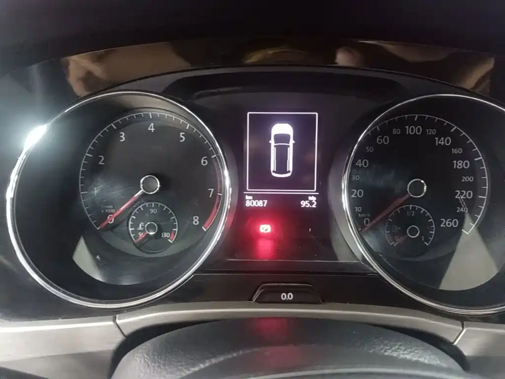 Volkswagen Touran — миниатюра 12
