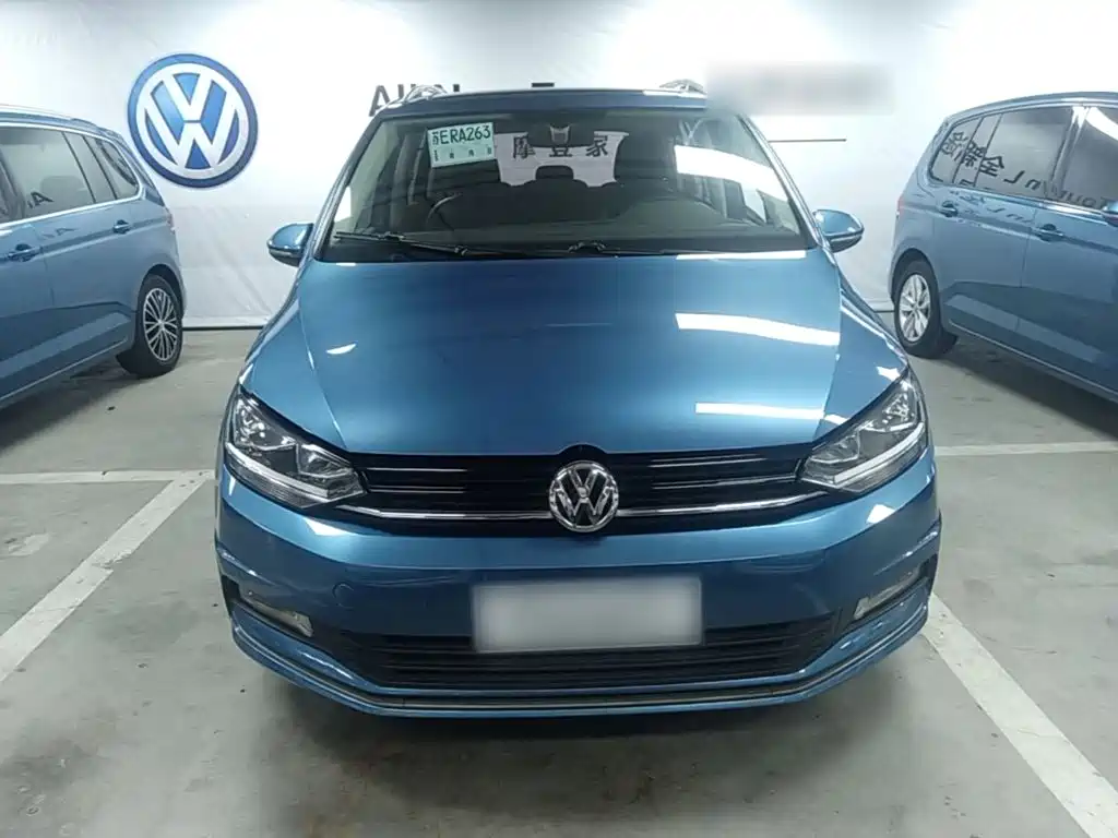 Volkswagen Touran — миниатюра 3