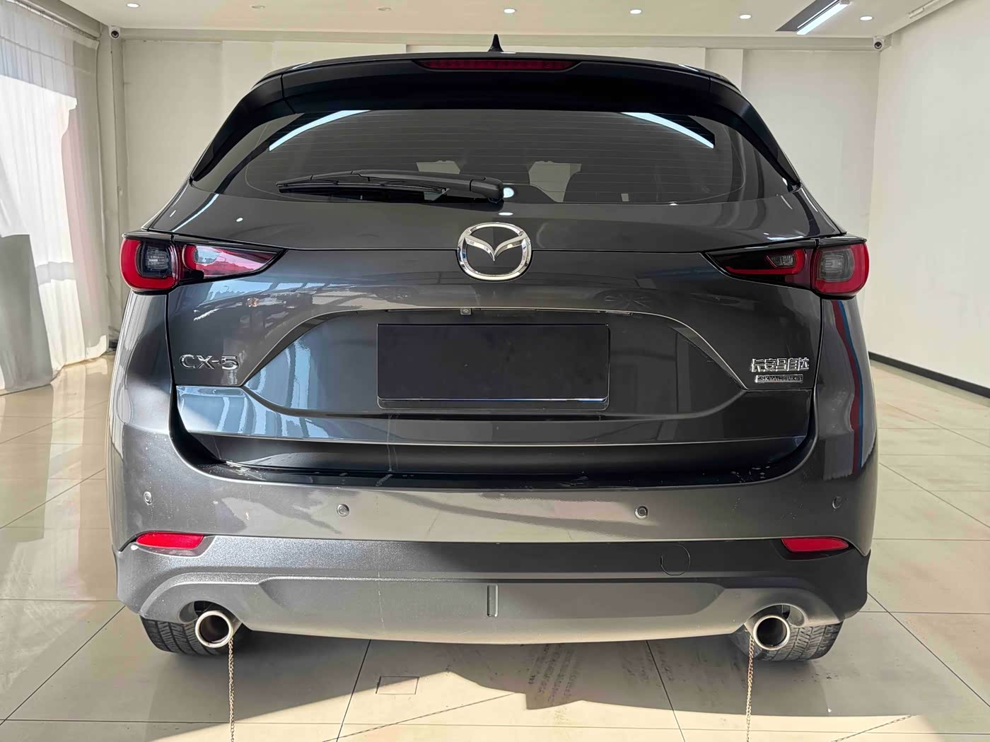 Mazda CX-5 2.0 л 2022 г. Серебристо-серый, пробег 43000 км