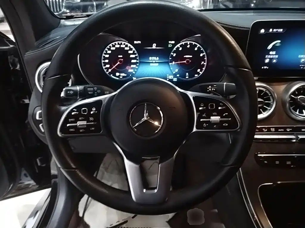 Mercedes-Benz GLC — миниатюра 11