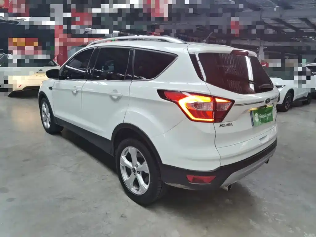 Ford Kuga — миниатюра 5