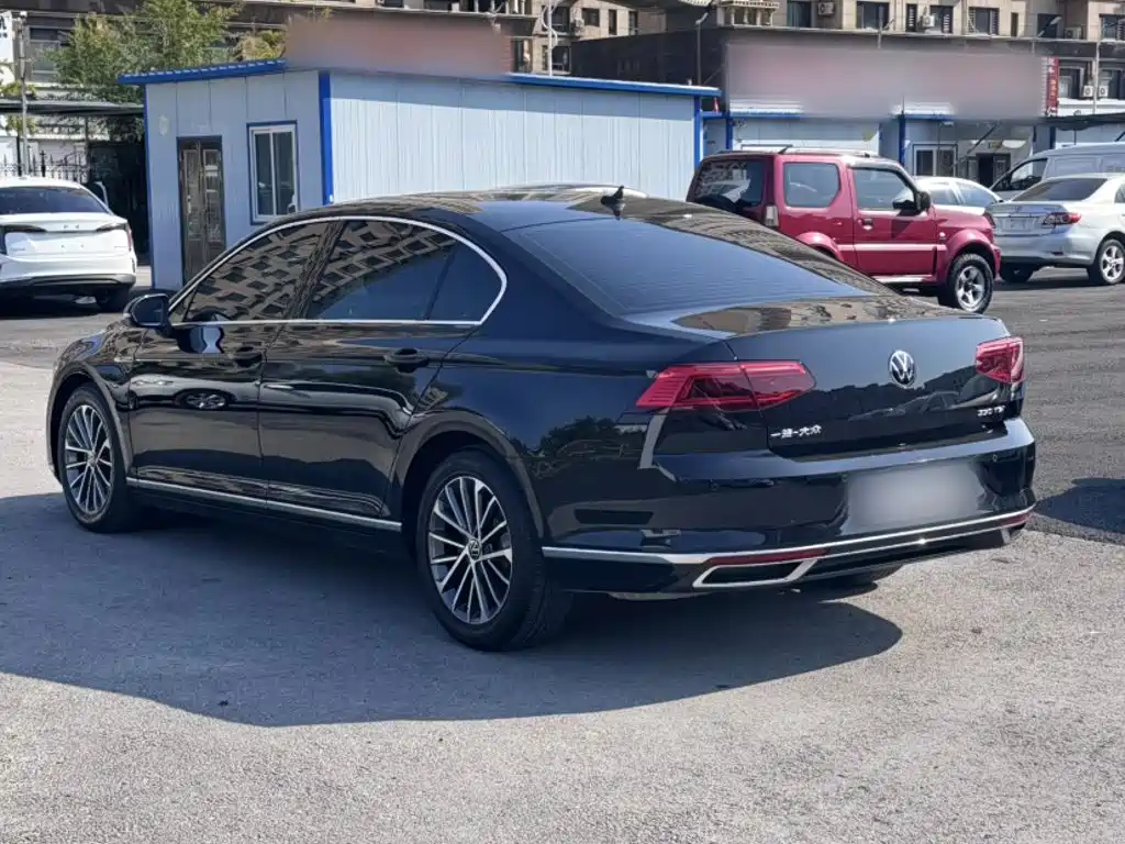 Volkswagen Magotan — миниатюра 7