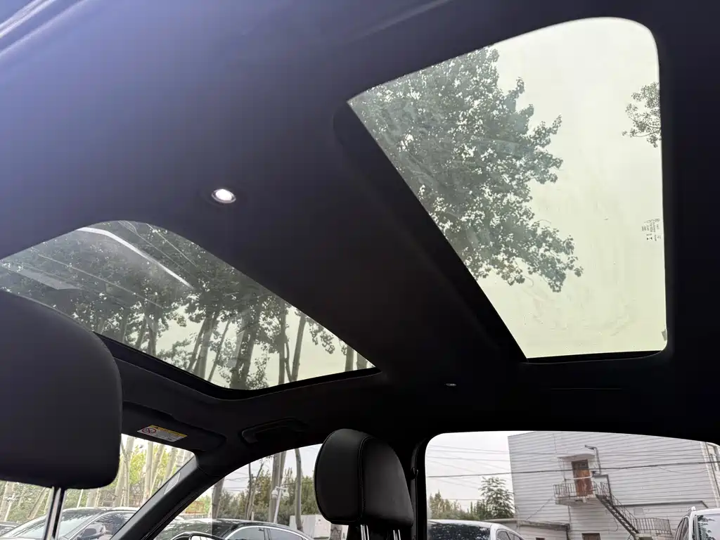 Audi A6L — миниатюра 12