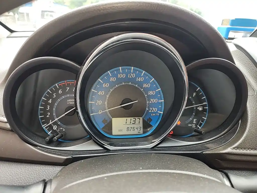 Toyota Yaris L — миниатюра 12