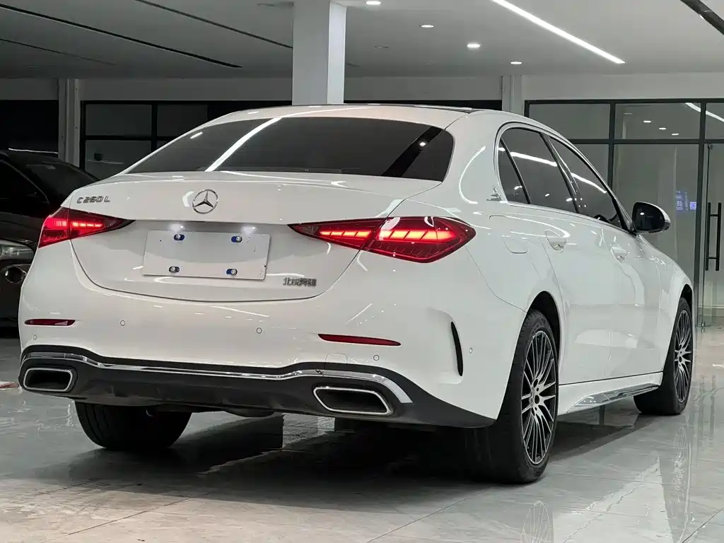 Mercedes-Benz C-Class — миниатюра 9