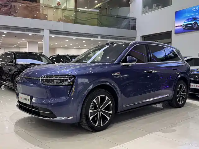 AITO ASK THE WORLD M7 2025