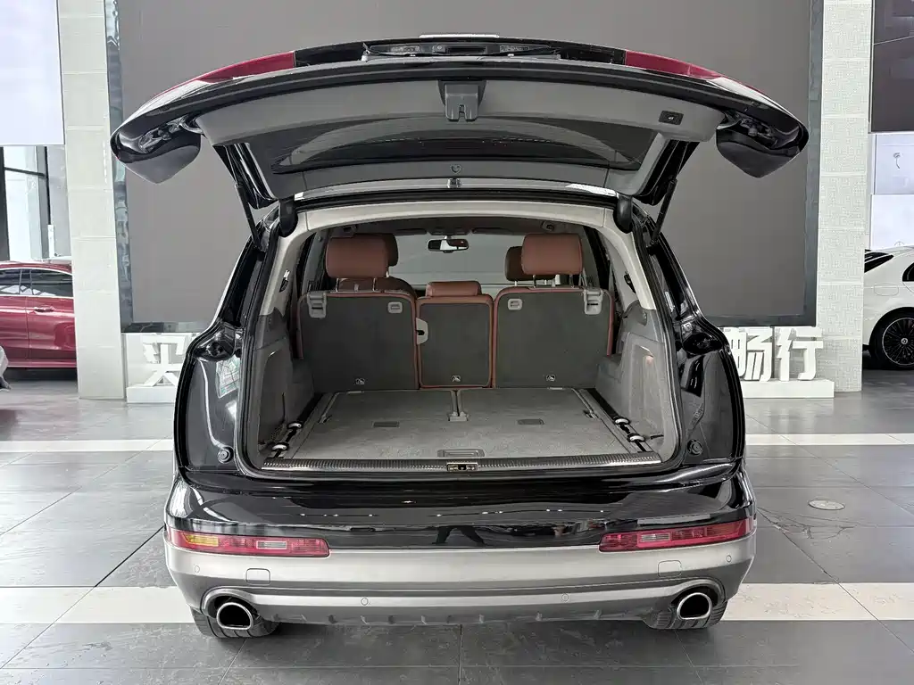 Audi Q7 — миниатюра 23