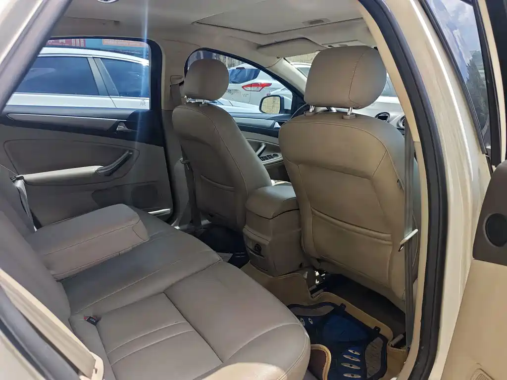 Ford Mondeo — миниатюра 5