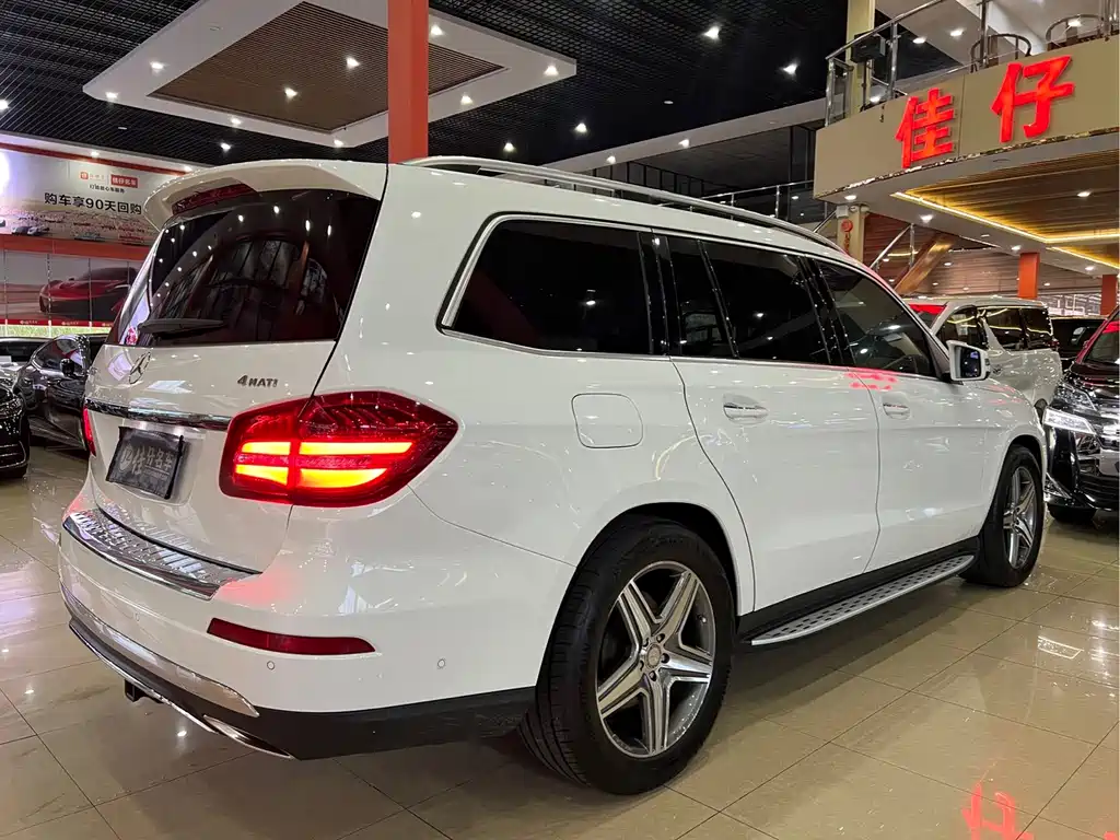 Mercedes-Benz GLS — миниатюра 4
