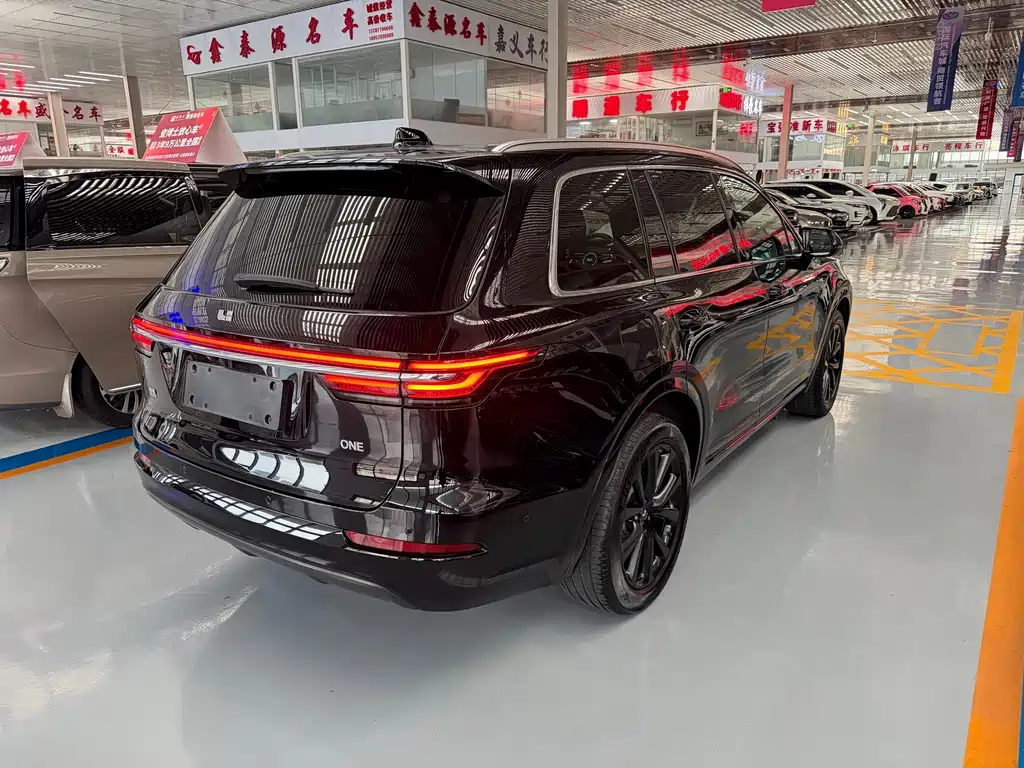 Li Auto Li ONE — миниатюра 9