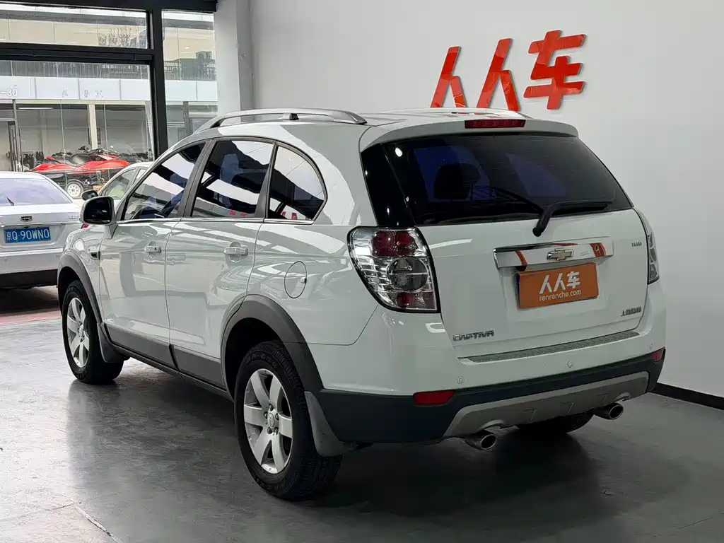 Chevrolet Captiva — миниатюра 19