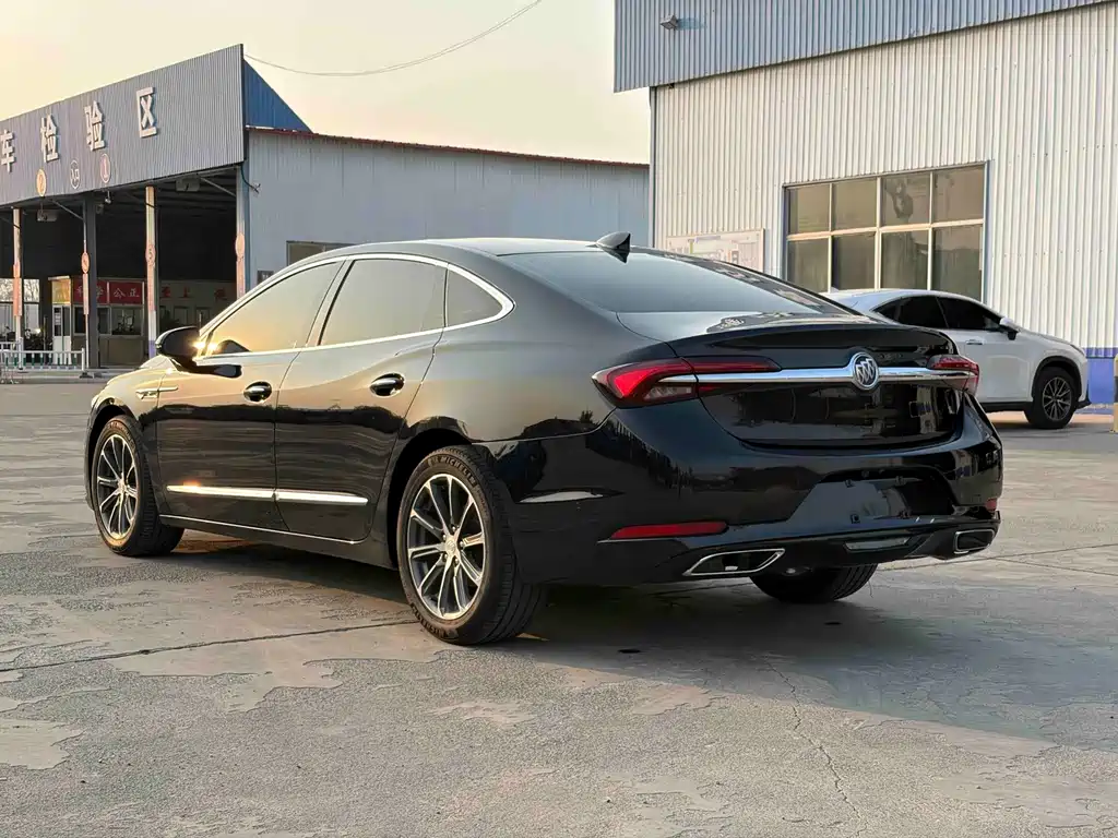 Buick LaCrosse — миниатюра 7