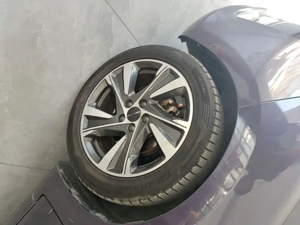 BAIC U7 — миниатюра 23