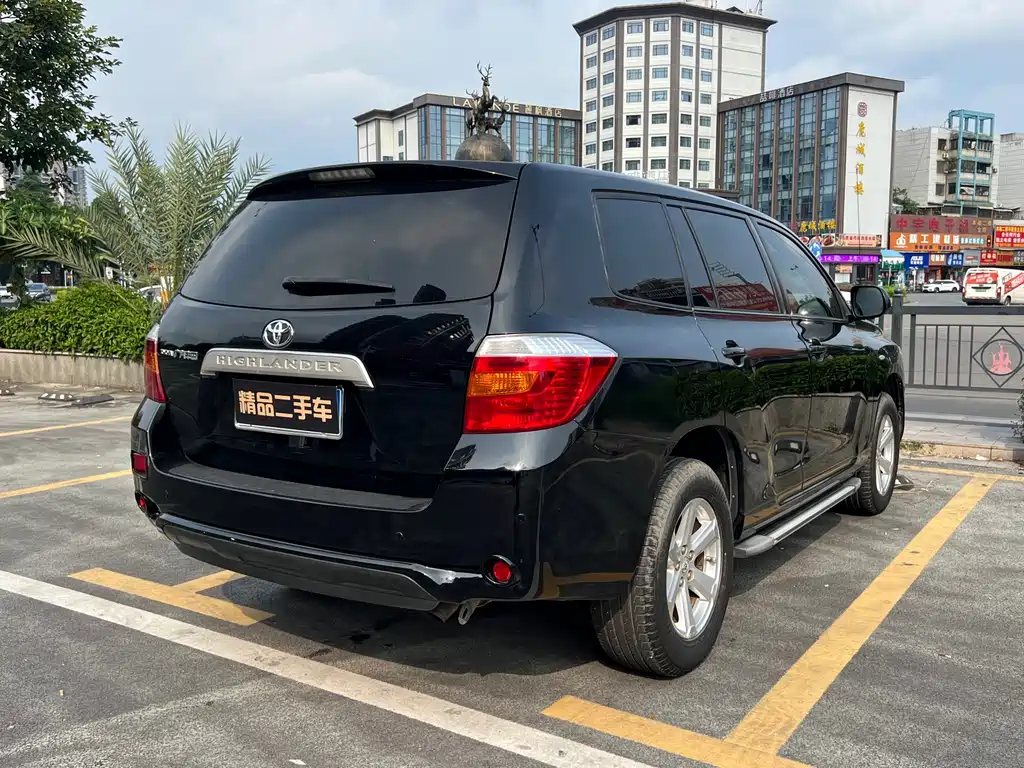 Toyota Highlander — миниатюра 7